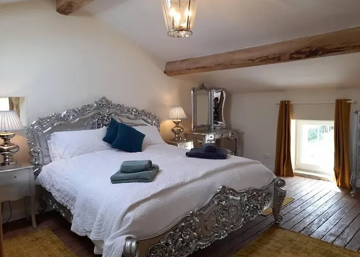 Très Jolie Bernay-Saint-Martin